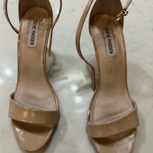 Women’s Steve Madden “silly” style size 9 blush color